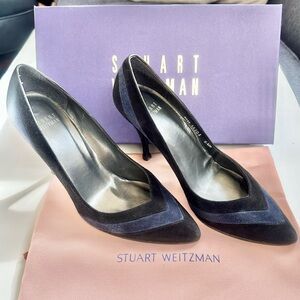 Stuart Weitzman Women's Black and Pointed Blue Heels size 6.5